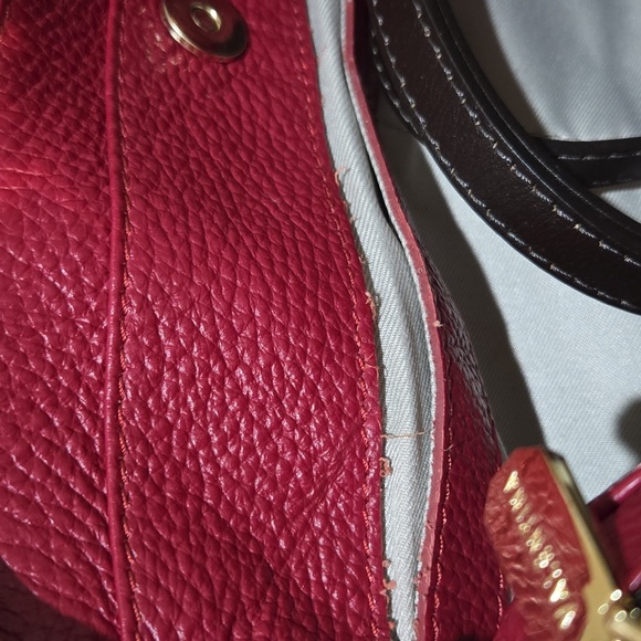 Valentina Red and Black Crossbody Bag with Leather Material and Compact … - Picture 17 of 17